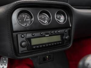 Afbeelding 19/24 van Ferrari F 355 Berlinetta (1994)