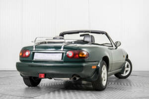 Image 42/50 of Mazda MX-5 1.6 (1997)