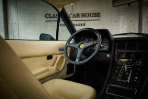 Image 52/100 of Ferrari 412 (1986)