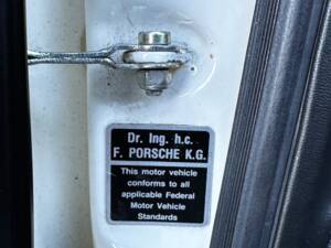 Imagen 51/128 de Porsche 911 2.0 S (1968)