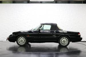 Imagen 33/38 de Alfa Romeo 2.0 Spider (1990)