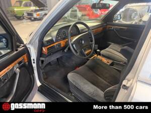Immagine 8/15 di Mercedes-Benz 500 SEL (1982)