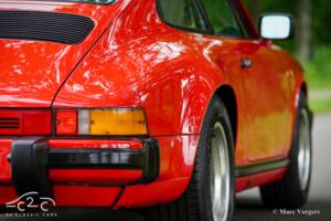Image 50/63 of Porsche 911 Carrera 3.2 (1986)