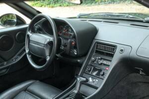 Afbeelding 39/50 van Porsche 928 GTS (1994)