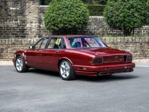 Bild 4/30 von Jaguar XJ 40 4.0 (1994)