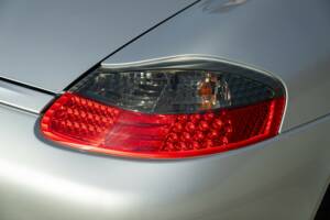 Image 13/50 of Porsche Boxster (1997)