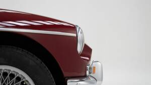 Immagine 12/15 di MG MGB (1974)