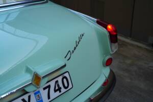 Image 72/83 of Borgward Isabella (1959)