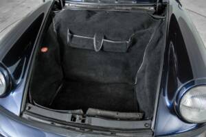 Bild 39/50 von Porsche 911 Carrera 2 (1991)
