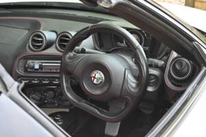 Image 39/50 of Alfa Romeo 4C Spider (2017)