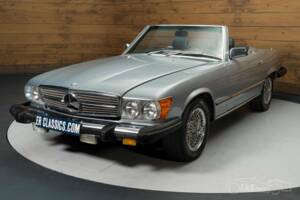Image 16/19 of Mercedes-Benz 380 SL (1983)
