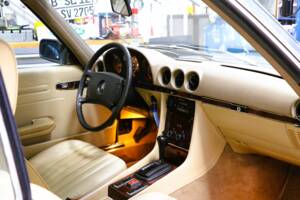Image 30/41 de Mercedes-Benz 450 SLC 5,0 (1979)