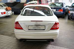 Bild 11/43 von Mercedes-Benz CL 65 AMG (2005)