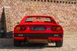 Image 6/50 de Ferrari 308 GTB (1977)