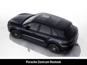 Imagen 4/10 de Porsche Cayenne Coupé E-Hybrid (2026)