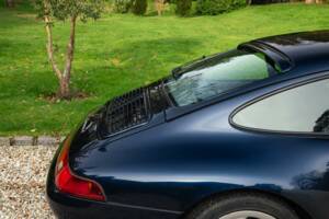 Bild 39/50 von Porsche 911 Carrera 4 (1995)