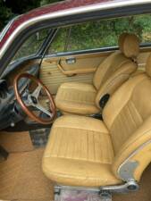 Image 2/8 of BMW 3.0 CS (1971)