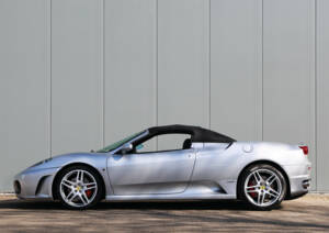 Bild 47/68 von Ferrari F430 Spider (2006)