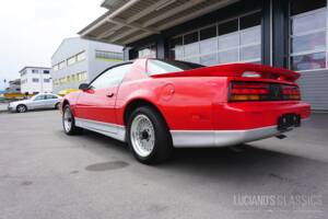 Bild 8/66 von Pontiac Firebird TransAm (1989)