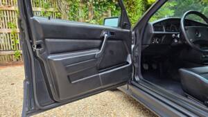 Imagen 47/69 de Mercedes-Benz 190 E 2.3-16 (1985)