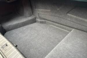 Image 25/40 de Jaguar XKR (1998)