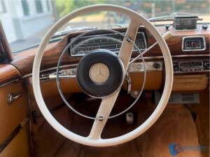 Bild 5/10 von Mercedes-Benz 220 SE Cabriolet (1959)
