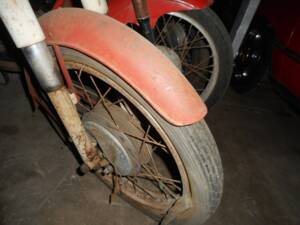 Image 8/18 of MV Agusta DUMMY (1960)