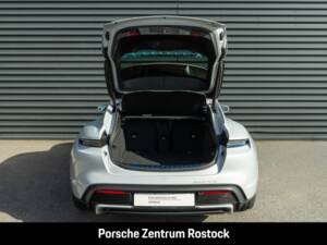 Obraz 2/31 pojazdu Porsche Taycan 4S Sport Turismo (2026)