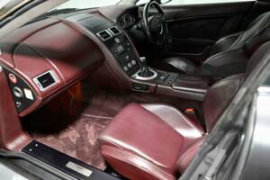 Image 26/50 de Aston Martin V8 Vantage (2006)