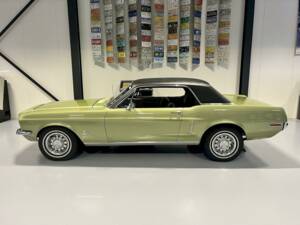 Image 1/36 of Ford Mustang 390 (1968)