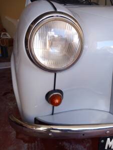 Image 42/51 of Austin A 35 (1959)