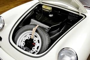 Image 33/39 de Porsche 356 B Carrera 2/2000 GS (1963)