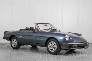 Bild 7/50 von Alfa Romeo 1.6 Spider (1989)