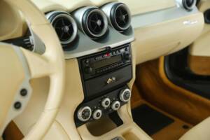 Bild 33/50 von Ferrari 612 Scaglietti (2005)
