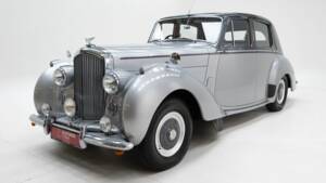 Image 1/15 of Bentley R-Type (1954)
