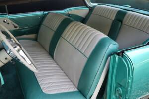 Image 30/50 of Buick 60 Century Riviera (1955)