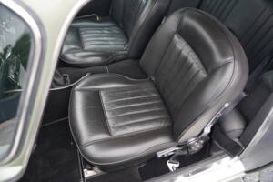 Image 14/41 de Aston Martin DB 5 (1964)