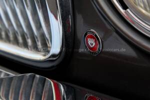 Immagine 38/46 di Jaguar XJ 12 (1986)