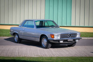 Image 7/39 of Mercedes-Benz 350 SLC (1972)