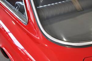 Imagen 15/43 de Alfa Romeo Giulia GT 1300 Junior (1971)