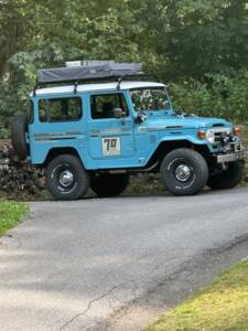 Image 18/20 of Toyota Land Cruiser BJ 40 (1978)