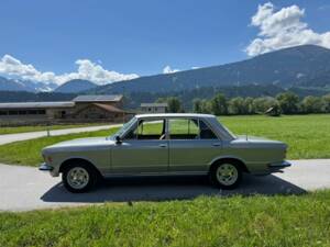Bild 3/7 von FIAT 130 / 2800 (1971)