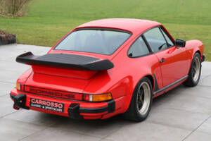 Image 38/50 of Porsche 911 SC 3.0 (1982)