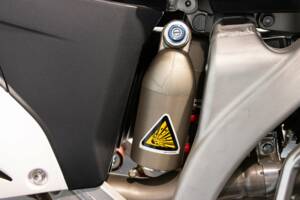 Image 42/50 de Yamaha DUMMY (2008)