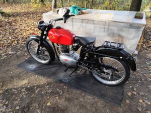 Bild 40/50 von Gilera 150 Sport (1952)