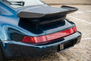 Immagine 12/87 di Porsche 911 Turbo 3.3 (1991)