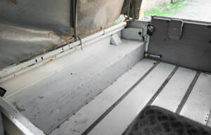 Bild 83/98 von Land Rover Defender 110 Td5 (1999)