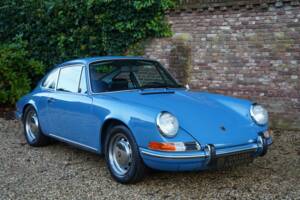 Image 16/50 of Porsche 912 (1969)