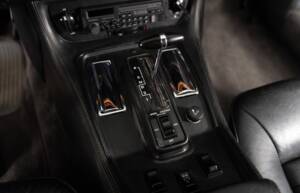 Image 19/26 of Jaguar XJ-S V12 Lynx Eventer (1985)