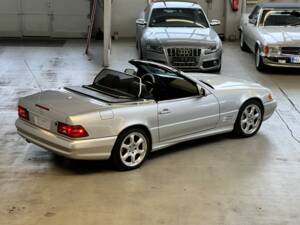 Imagen 1/82 de Mercedes-Benz SL 500 &quot;Silver Arrow&quot; (2001)